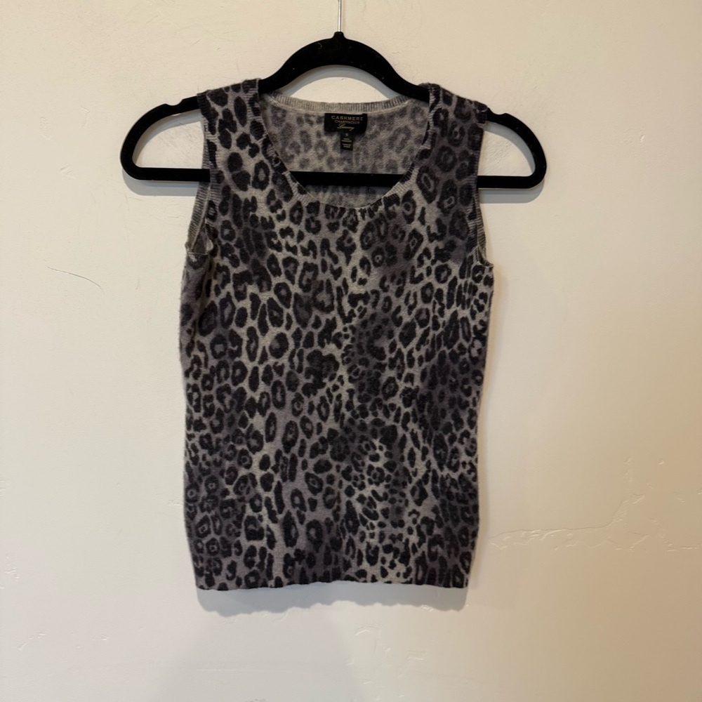 Charter Club Cashmere Sleeveless Leopard Print Sweater Womens Size Small Cozy